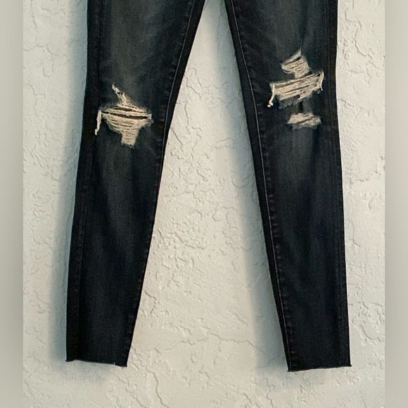 American Eagle Outfitters Dark Blue Hi-Rise Jegging Distressed Jean - Picture 3 of 9
